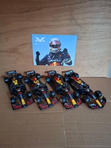 Bburago 1:24 - Modelauto (5) - Red Bull Racing -, Nieuw