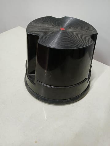 Verrijdbaar opstapje, zwart/kunststof, H 32 , dia. 39/30 cm, Ophalen