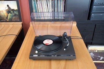 Technics - SL Q3 - Fully Automatic - Direct Drive, Nieuw