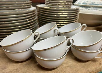 Schirnding - Tafelservies voor 12 (12) - Feston - Porselein