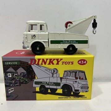 Dinky Toys 1:43 - Modelauto (2) - Highway rescue tow truck +, Nieuw