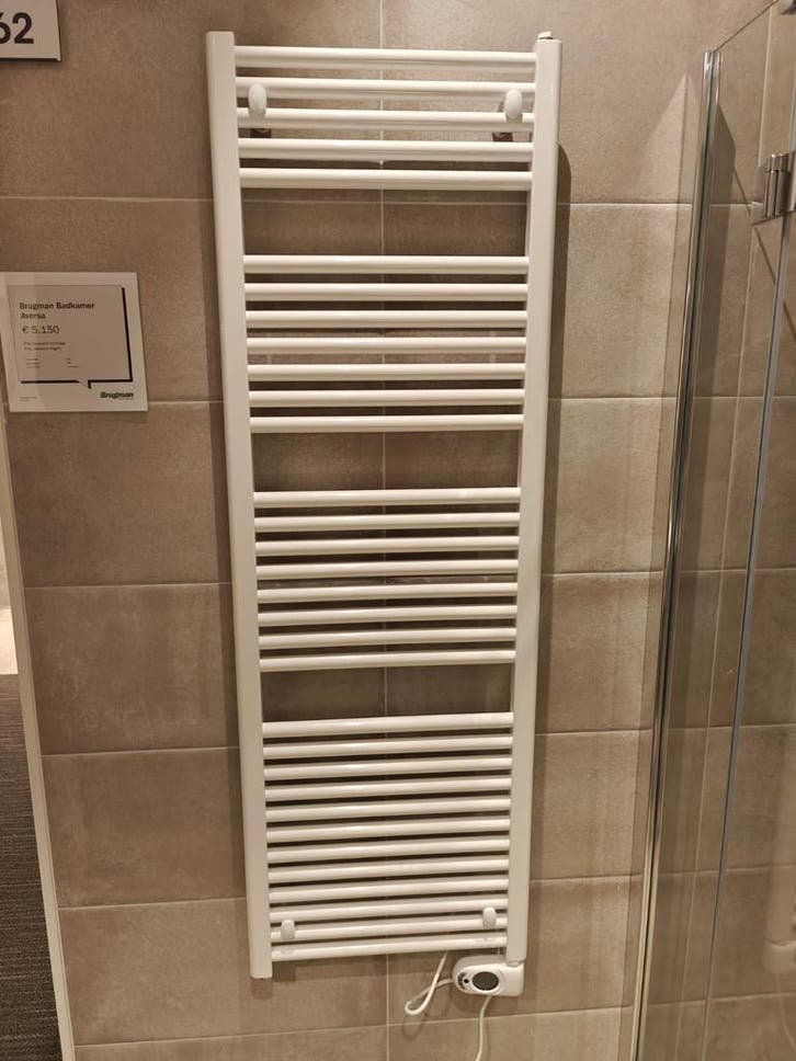 Elektrische designradiator 50x150 - 0022, Doe-het-zelf en Verbouw, Verwarming en Radiatoren, Radiator, Nieuw, Ophalen