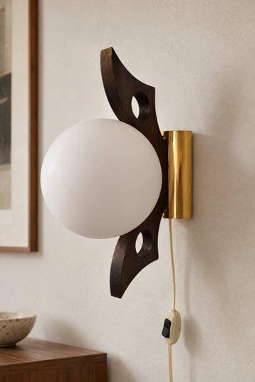 Szarvasi Factory - Wandlamp - Opaline glas - Een vintage