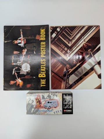 Beatles - The Beatles Collectie – Corgi Classics Bedford CA, Cd's en Dvd's, Nieuw in verpakking