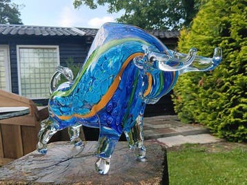 sculptuur, bleu bull - 34 cm - handmade glas