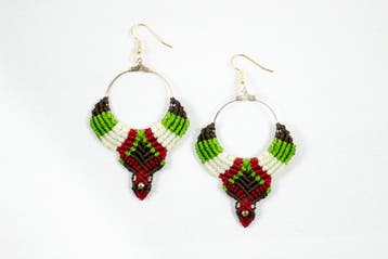 Macramé Oorhangers - Bruin/Groen/Wit/Rood - Handgemaakt v.., Ophalen of Verzenden, Nieuw