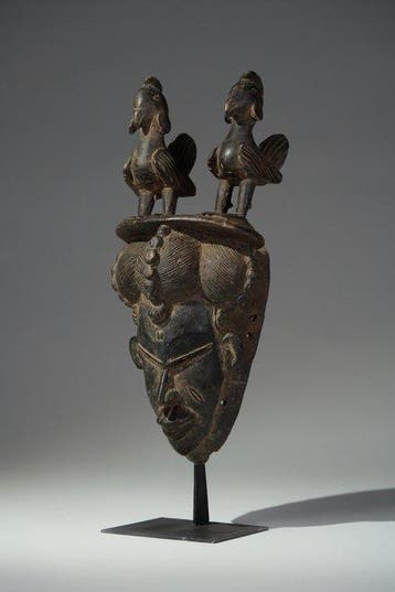 Een houten masker - Guro - Ivoorkust (Zonder minimumprijs)