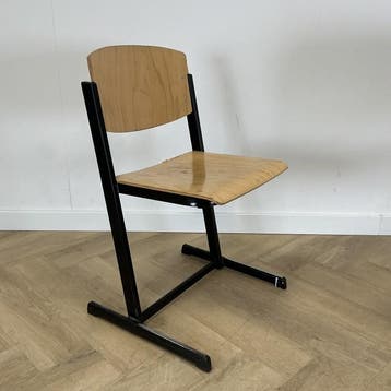 Eromes schoolstoel / stapelstoel zithoogte 46 cm, beuken -, Ophalen of Verzenden, Gebruikt, Hout, Eén