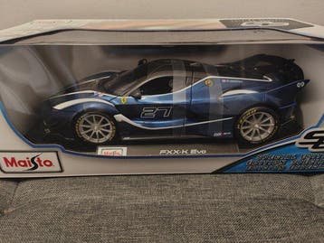 Maisto 1:18 - Model sportwagen - FXX-K Evo, Nieuw
