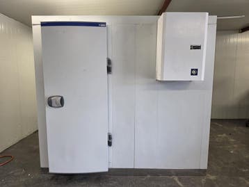 Koelcel 230 x 140 x 210 cm stekker klaar, Nieuw in verpakking, Koelen en Vriezen