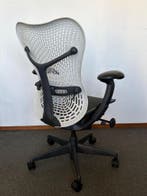 Herman Miller Mirra Bureaustoel - Zwart Met Wit - Opgeknapt!, Huis en Inrichting, Bureaustoelen, Verzenden, Zwart, Zo goed als nieuw