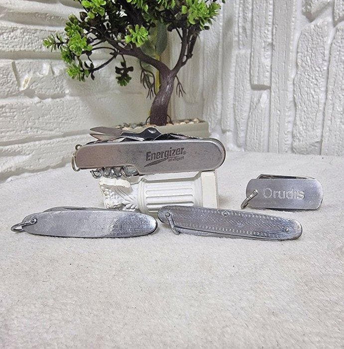 Themacollectie - Verzameling van 4 vintage vouwbare, Antiek en Kunst, Antiek | Speelgoed