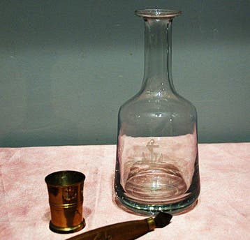Maritieme objecten (3) - Carafe, Gobelet, Coupe-papier de