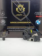 Toyota Auris deurslot mechaniek links voor 2010 ArtA046693, Gebruikt, Voor, Toyota