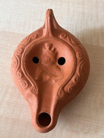 Oud-Romeins, Keizerrijk Terracotta Romeinse olielamp (Zonder