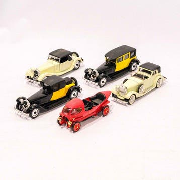 Rio 1:43 - Modelauto (5), Nieuw