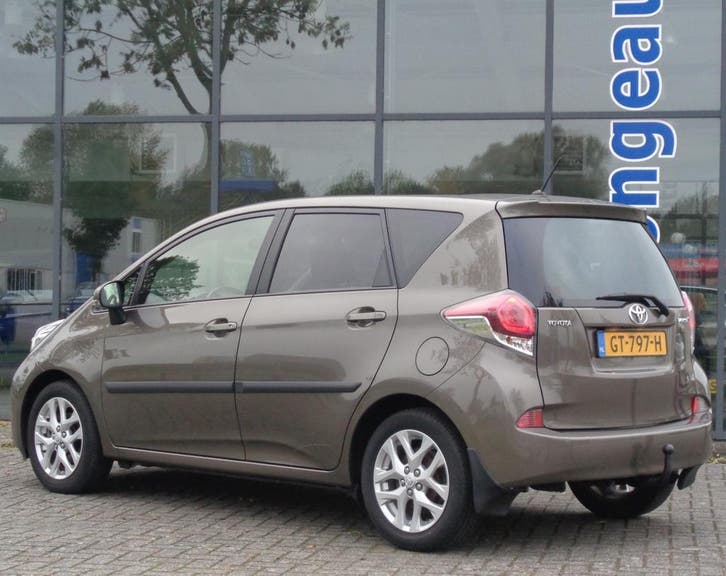 Toyota Verso-S 1.3 Vvt-i Automaat Trekhk Panodak Clima LM NL, Auto's, Automaat, Stof, Verso-S, Origineel Nederlands