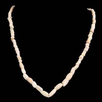West-Aziatisch Witte hardsteen en schelp Kralenketting