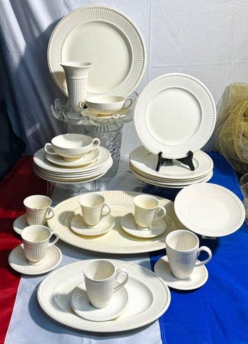 Wedgwood - Tafelservies (33) - Edme - Aardewerk