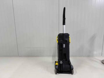 KARCHER SCHROB-/ ZUIGMACHINE BR 30/4 C Bp, Ophalen of Verzenden, Gebruikt