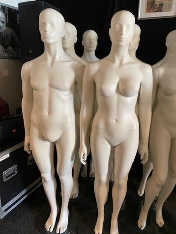 Etalagepoppen paspoppen etalagefiguren mannquins, Verzenden