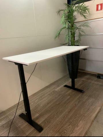 Elektrisch Verstelbaar Bureau -  295,- Incl. Bezorging, Verzenden, In hoogte verstelbaar, Nieuw