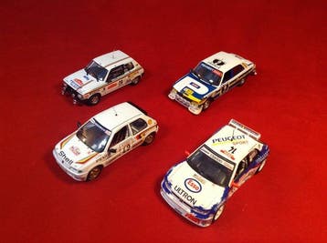 Altaya, IXO 1:43 - Model raceauto (4) - 1) Peugeot 504 9°, Hobby en Vrije tijd, Nieuw