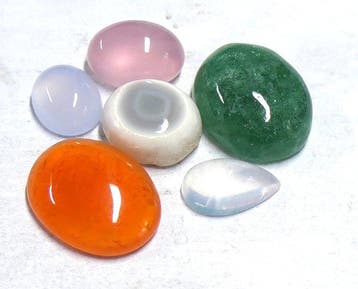 Een verzameling van verschillende zeldzame kwartssoorten, Verzamelen, Mineralen en Fossielen