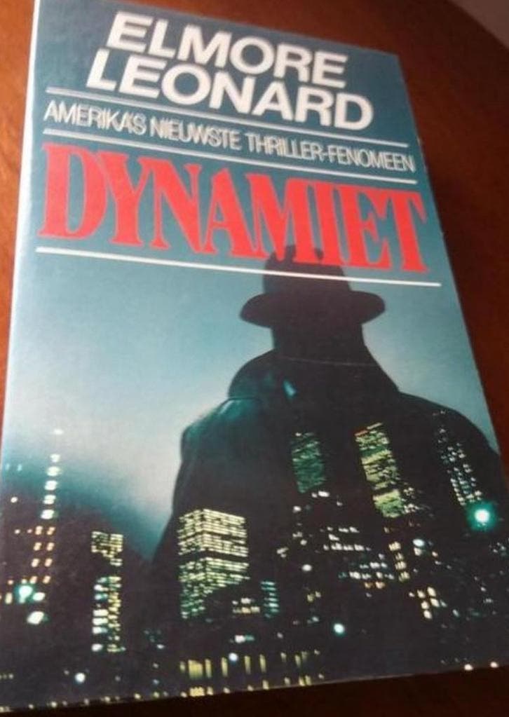 Dynamiet - Elmore Leonard 9789026975929, Boeken, Thrillers, Gelezen, Verzenden