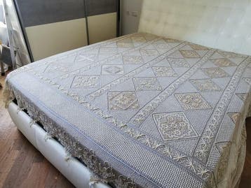 Bedsprei - 330 cm - 220 cm, Antiek en Kunst