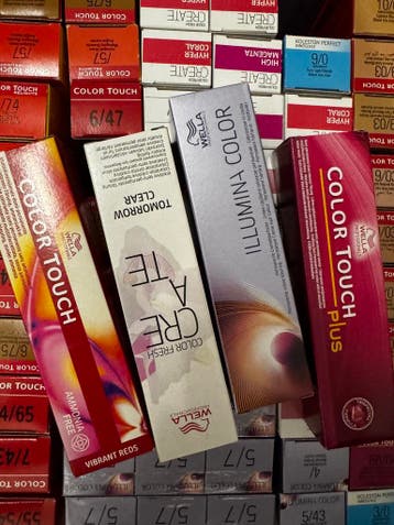 84 x Wella Color Touch 60ml / Wella Illumina 60ml partij, Ophalen of Verzenden, Wellness en Beauty