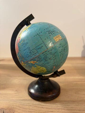 Globe - 1980-1990