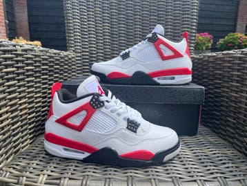 Air Jordan 4 Red Cement - Maat 42 - Compleet nieuw!, Overige kleuren, Verzenden, Nieuw, Sneakers of Gympen