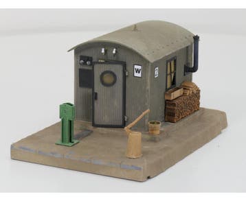 POLA 330937 Schrankenwärterhütte gebouwd model (Gebouwen), Ophalen of Verzenden, Gebruikt