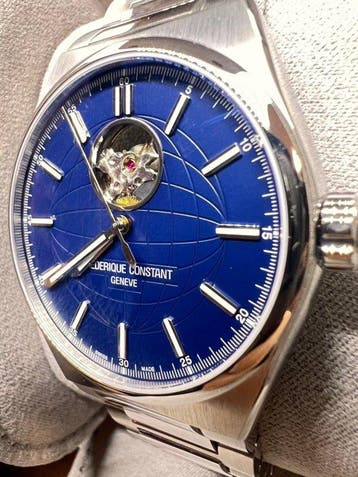 Frédérique Constant - Highlife Heartbeat Automatic -, Nieuw