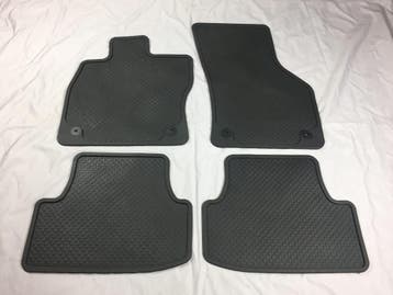 Origineel Rubberen Automatten Seat Leon (2013-2020) -Demo Se, Verzenden, Nieuw