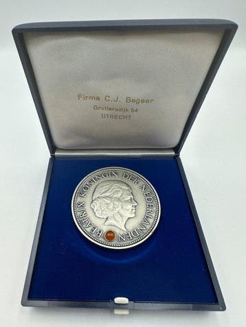 Nederland. Penning Inhuldiging Koningin Beatrix 1980 in