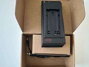 Leica Oplader GKL 211, Ophalen of Verzenden, Gebruikt