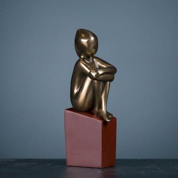 Figuur - Beeld van een zittende vrouw - Hoogwaardige