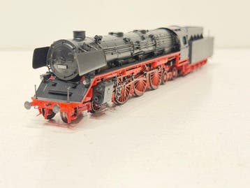 Märklin H0 - 39050 - Stoomlocomotief met tender (1) - BR05 -, Nieuw