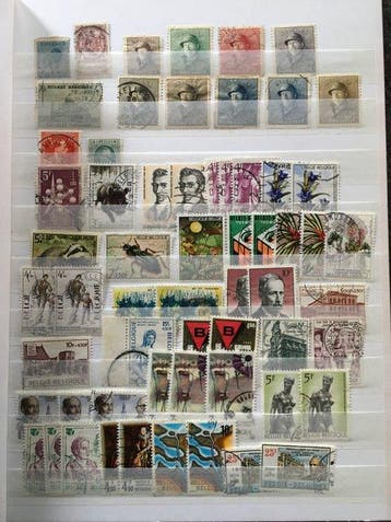 België 1975/2009 - 4 albums met postzegels uit diverse, Gestempeld