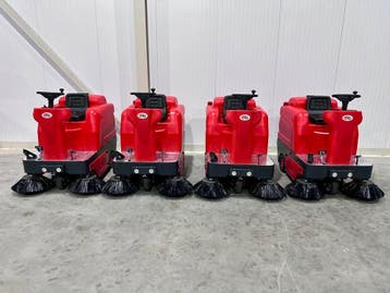 Veegmachine | Elektrisch | Waterspray | Opvangbak | 125 cm, Ophalen of Verzenden