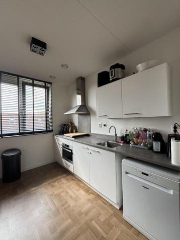 Te huur: Appartement Mathenesserdijk in Rotterdam, Appartement, Rotterdam, Zuid-Holland