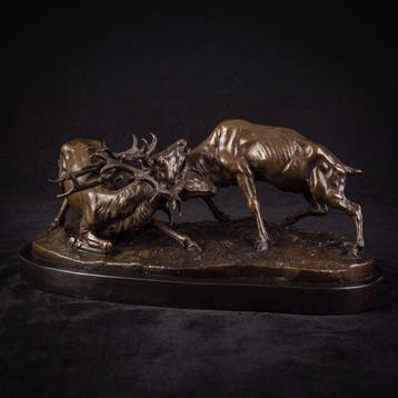 Beeld, Exclusief bronzen sculptuur van vechtende herten 43