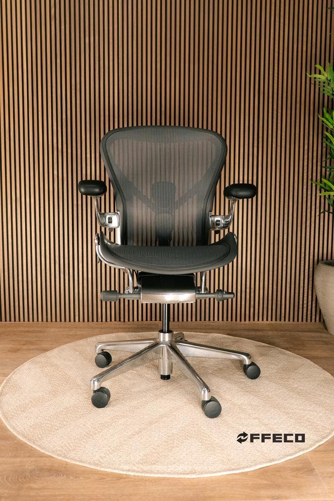 Herman Miller Aeron Remastered - Duurste Configuratie, Huis en Inrichting, Bureaustoelen, Bureaustoel, Zwart, Zo goed als nieuw