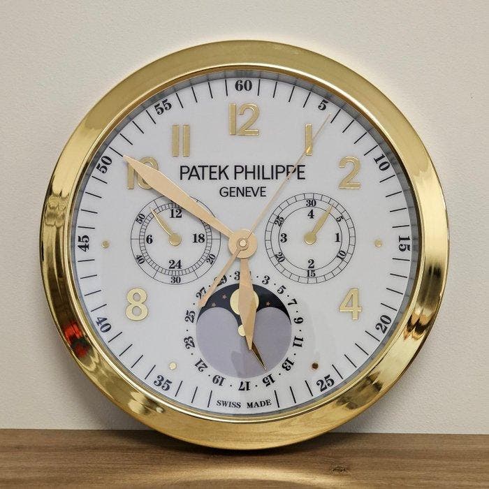 Moon24 -  Éclipse Patek Philippe  Wall Clock 40cm, Antiek en Kunst, Kunst | Designobjecten