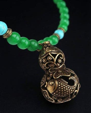Smaragd, howliet turquoise - Boeddhistische halsketting -