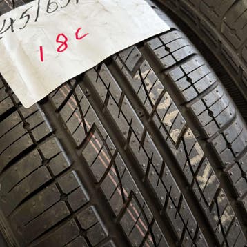 2 x Kumho Solus 245-65-18 Zomerbanden Zo goed als nieuw, 18 inch, Ophalen of Verzenden, Band(en), Personenwagen