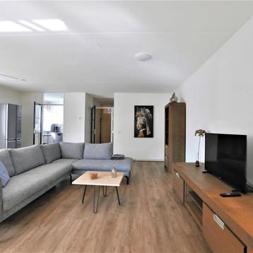 Appartement in Eindhoven gevonden voor €1975,- pm, Huizen en Kamers, Huizen te huur, Noord-Brabant, Direct bij eigenaar, Eindhoven