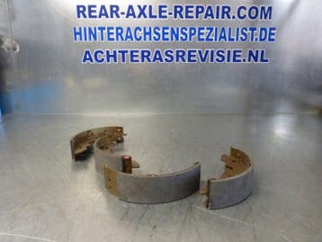 Remschoenen set Citroen, Peugeot, Renault. (Achteras), Verzenden, Nieuw, Peugeot